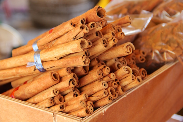 Cinnamon sticks