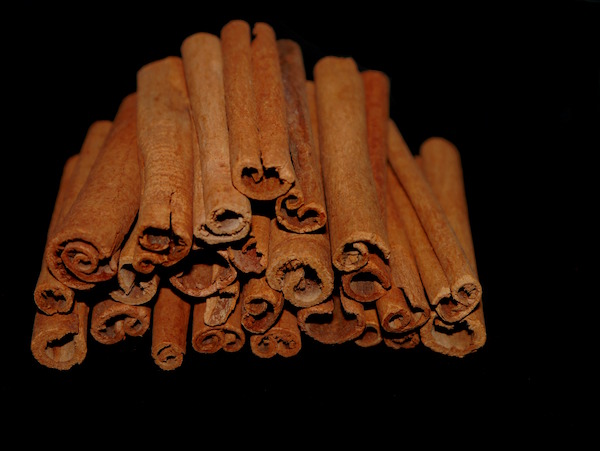 Cinnamon sticks